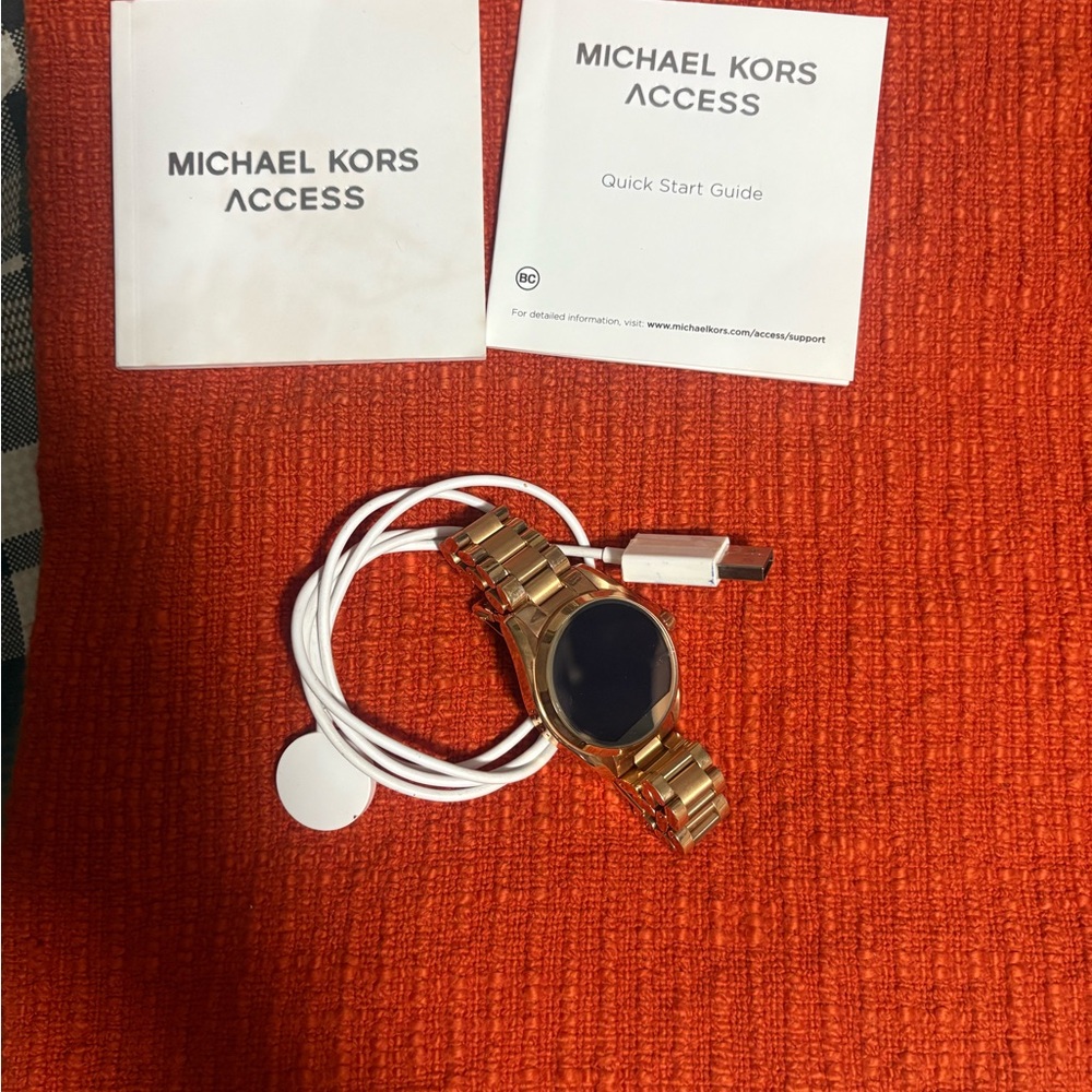 MICHAEL Michael Kors Gold Women's Smartwatch